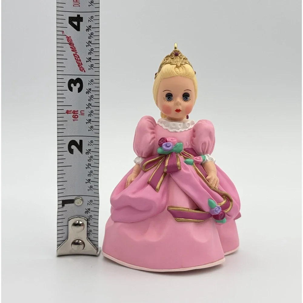 1995 Hallmark Madame Alexander Cinderella Doll Ornament QX6311 Vintage
